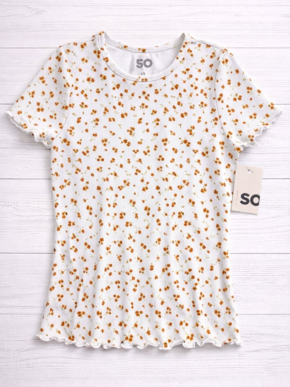 NWT SO Ribbed Floral Top XS White Brown Lettuce Hem Short Sleeve Shirt